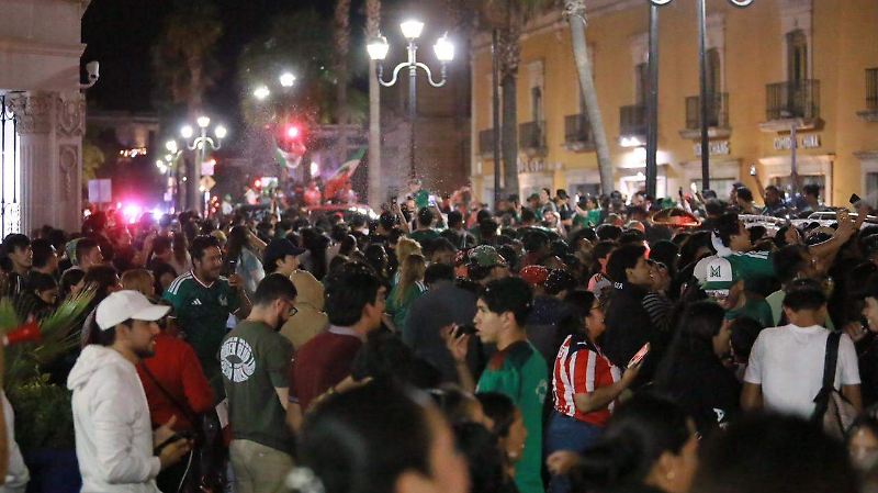 Afición duranguense celebra triunfo de México VS Ecuador